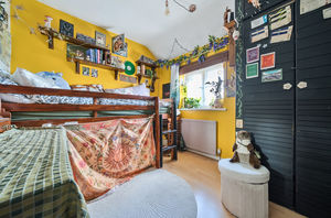 Bedroom 4- click for photo gallery